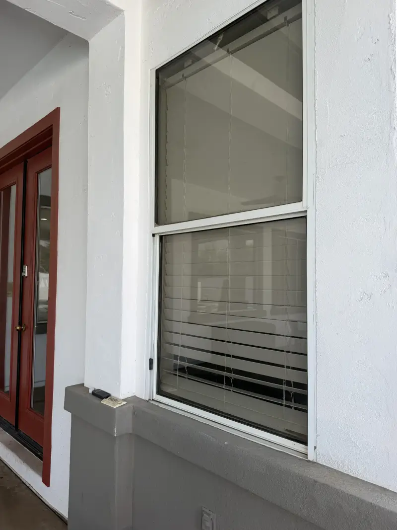 Exterior window after AZ Glitz and Glam window cleaning
